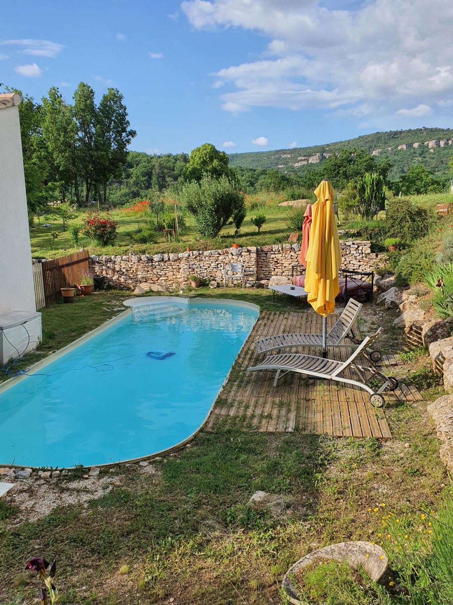 Hanna En Luberon - Le Boisset Saint-Martin-de-Castillon Εξωτερικό φωτογραφία